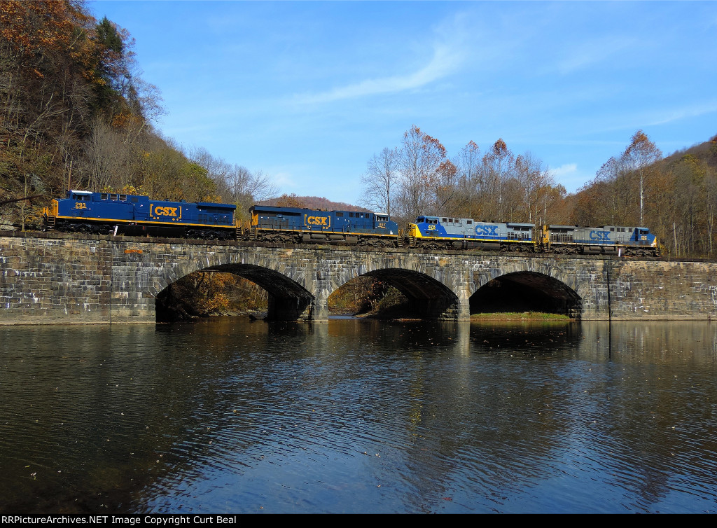 CSX 293, 997, 478, 262 